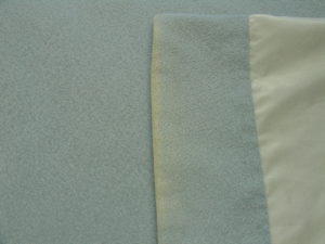 着物の変退色（色ヤケ）について