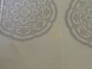 帯地の黄変・漂白しみぬき