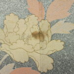 柄の中に発生した黄変しみ